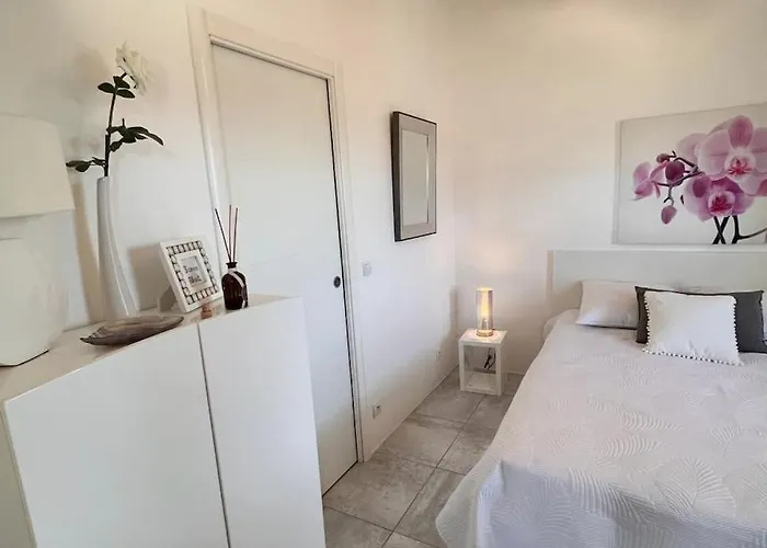 4 Pers Vue Sur La Baie De Santa Giulia *