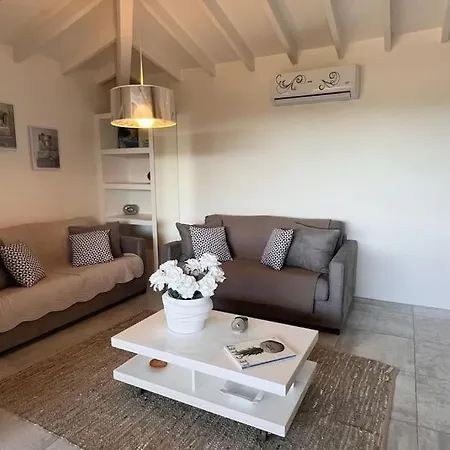 4 Pers Vue Sur La Baie De Santa Giulia דירה