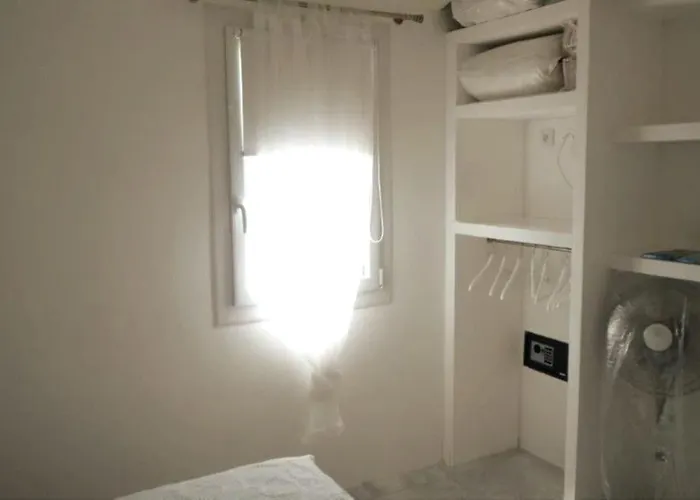 4 Pers Vue Sur La Baie De Santa Giulia Апартаменты *